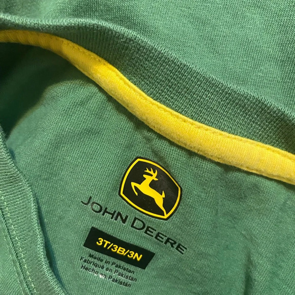 John Deere Tee Shirt - Picture 3 of 7